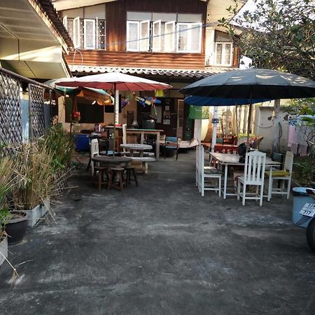 Samlanjed Guesthouse Csiangmaj Kültér fotó